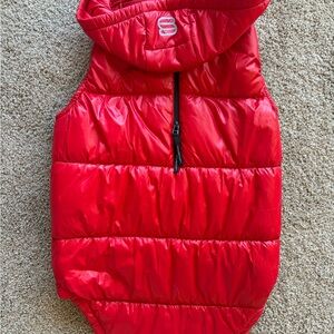 Aritzia Red Dog Puffer Vest